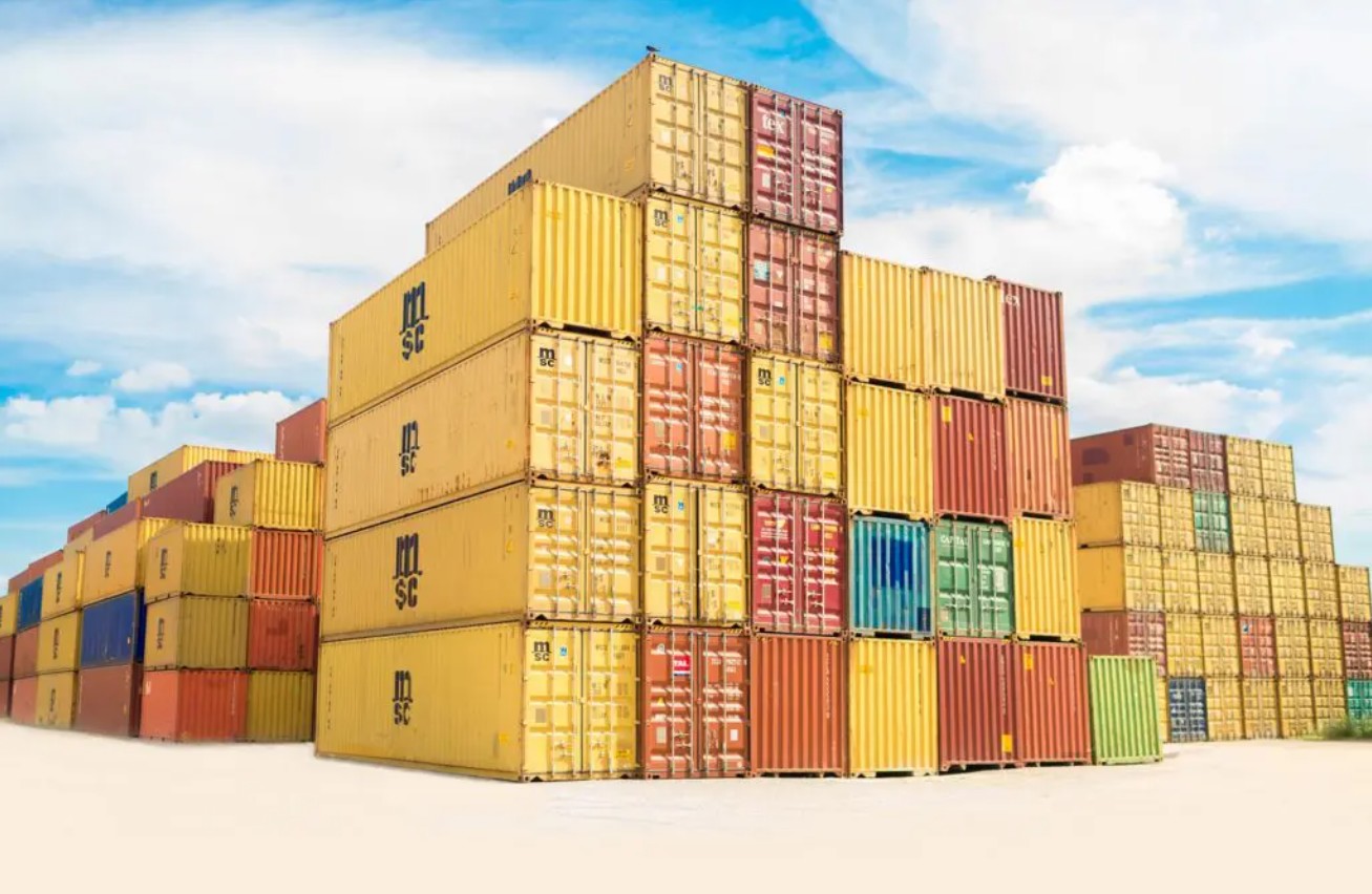 how much do shipping containers weigh