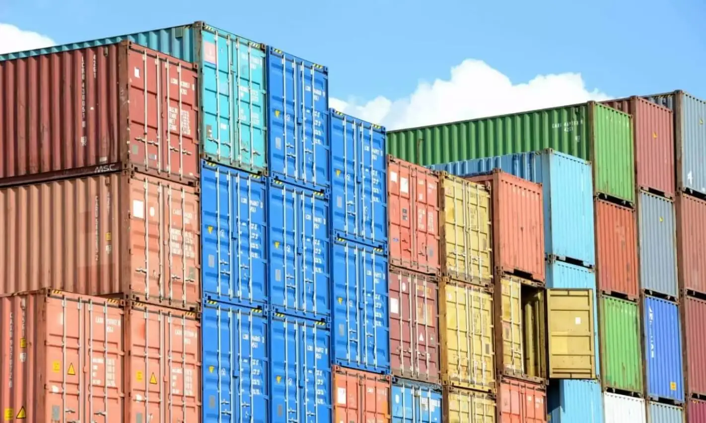 how much does a shipping container cost